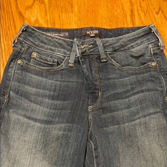 NYDJ crop Jean - Picture 2 of 8